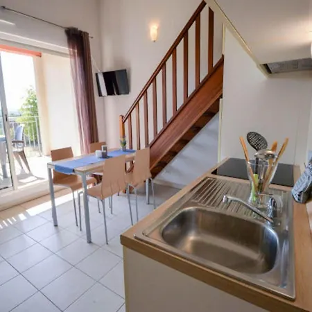 Apartment Du Ch Teau De Jouarres 2 Pers With Balcony