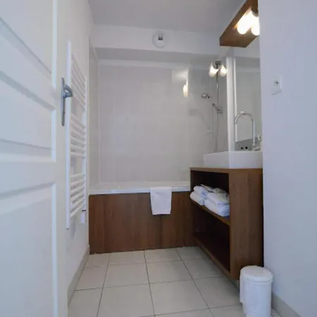 Du Ch Teau De Jouarres 2 Pers With Balcony Apartment
