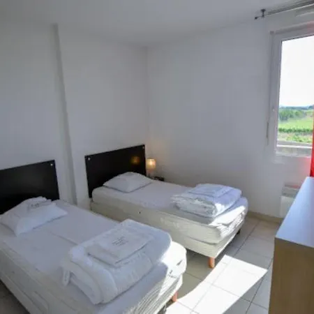 Du Ch Teau De Jouarres 2 Pers With Balcony Azille
