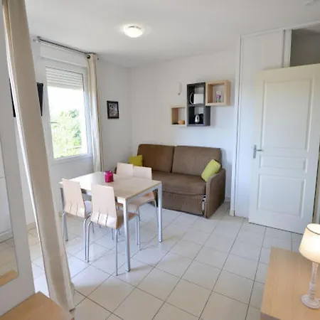 Du Chateau De Jouarres, - 2 Pers With Balcony Azille