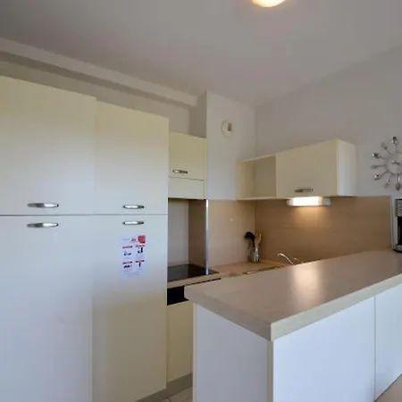 Du Chateau De Jouarres, - 2 Pers With Balcony Apartment