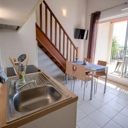 Du Chateau De Jouarres, - 2 Pers With Balcony Azille